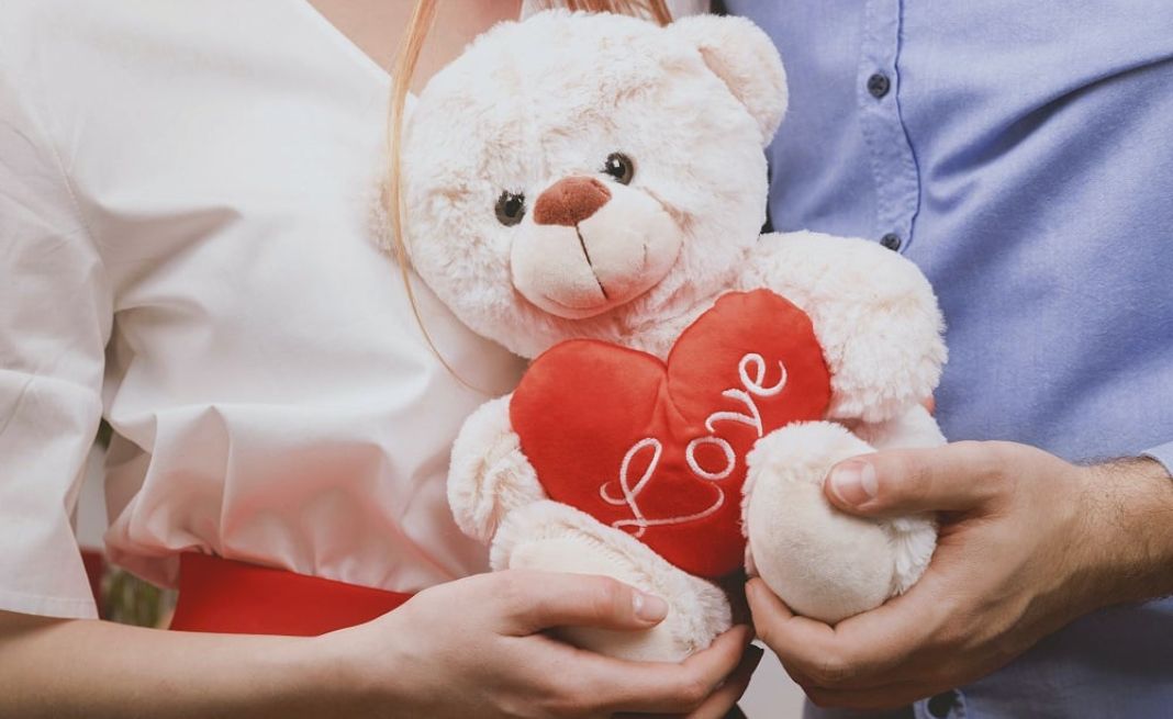 Thú nhồi bông cũng là món quà Valentine được nhiều bạn nữ yêu thích